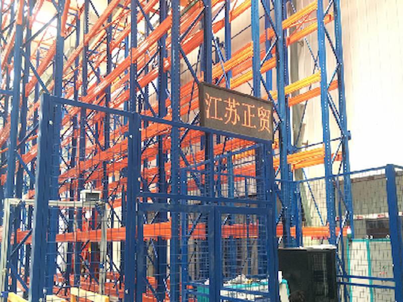 Application of WCS WMS in box stacker